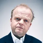 Toby Jones